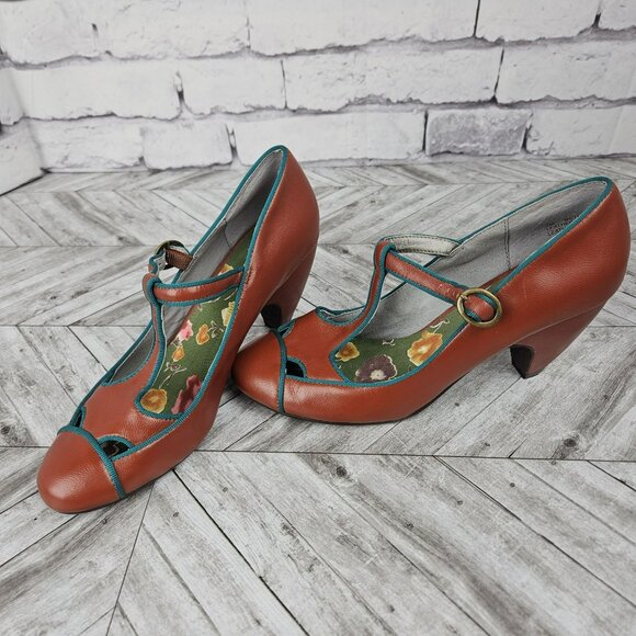BROWN T STRAP CHUNK HEEL MARY JANE SHOES Womens 7 Retro Pink Studio High Heels - Picture 1 of 8